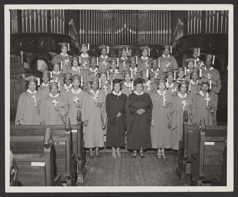 item thumbnail for Unidentified graduating class of African American students